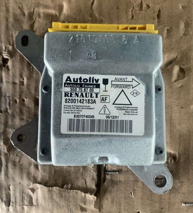 BOITIER CALCULATEUR AIRBAG