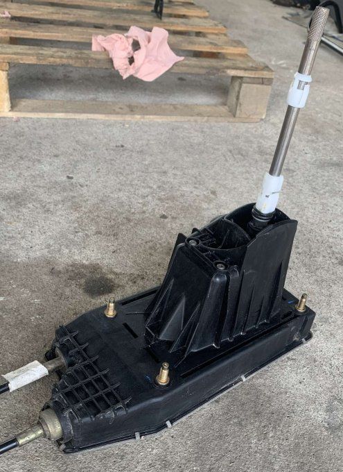 SELECTEUR ET CABLES DE VITESSES