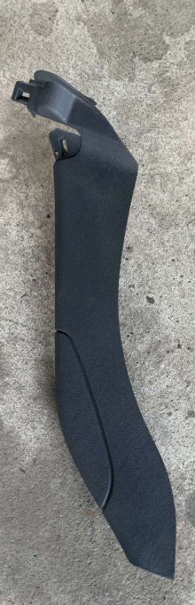 GARNITURE CEINTURE SECURITE ARRIERE GAUCHE