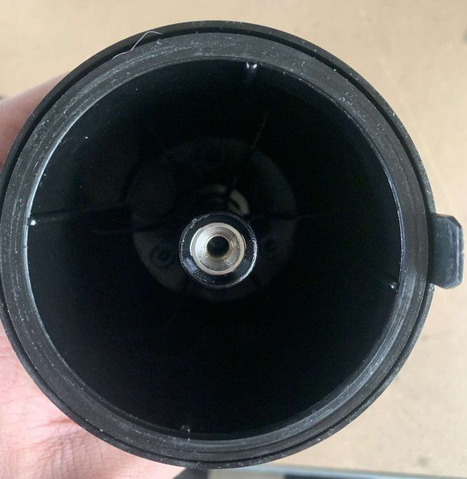 BOITIER FILTRE A CARBURANT