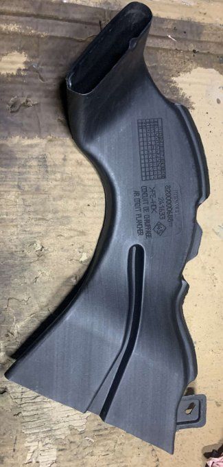 CONDUIT CHAUFFAGE PLANCHER ARRIERE DROIT