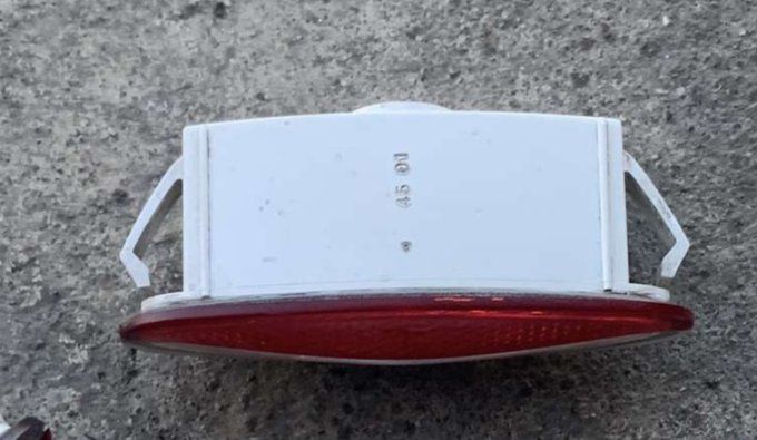 ECLAIRAGE PANNEAU DE PORTE
