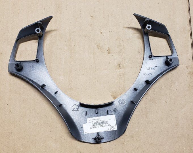 GARNITURE DE VOLANT