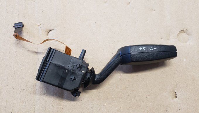 COMMODO DE REGULATEUR DE VITESSE