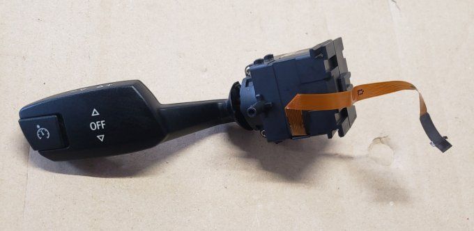 COMMODO DE REGULATEUR DE VITESSE