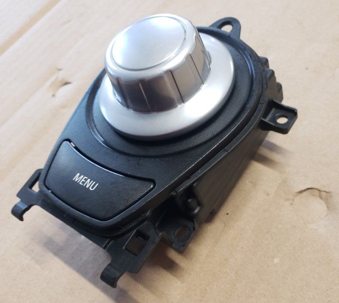 UNITE DE CONTROLE NAVIGATION IDRIVE