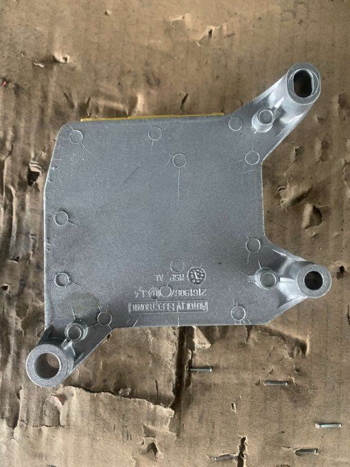 BOITIER CALCULATEUR AIRBAG