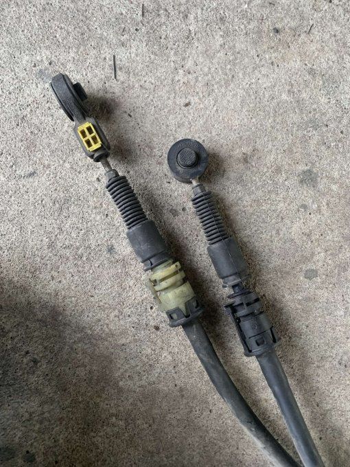 SELECTEUR ET CABLES DE VITESSES