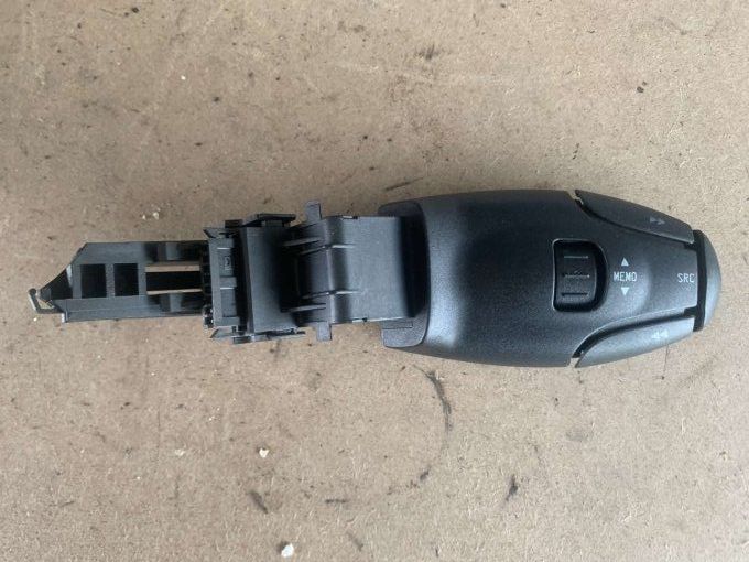 COMMANDE VOLANT AUTORADIO